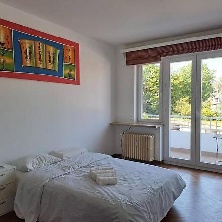 Spacious Apartment Next To Parc Du Cinquantenaire Bruselas Exterior foto